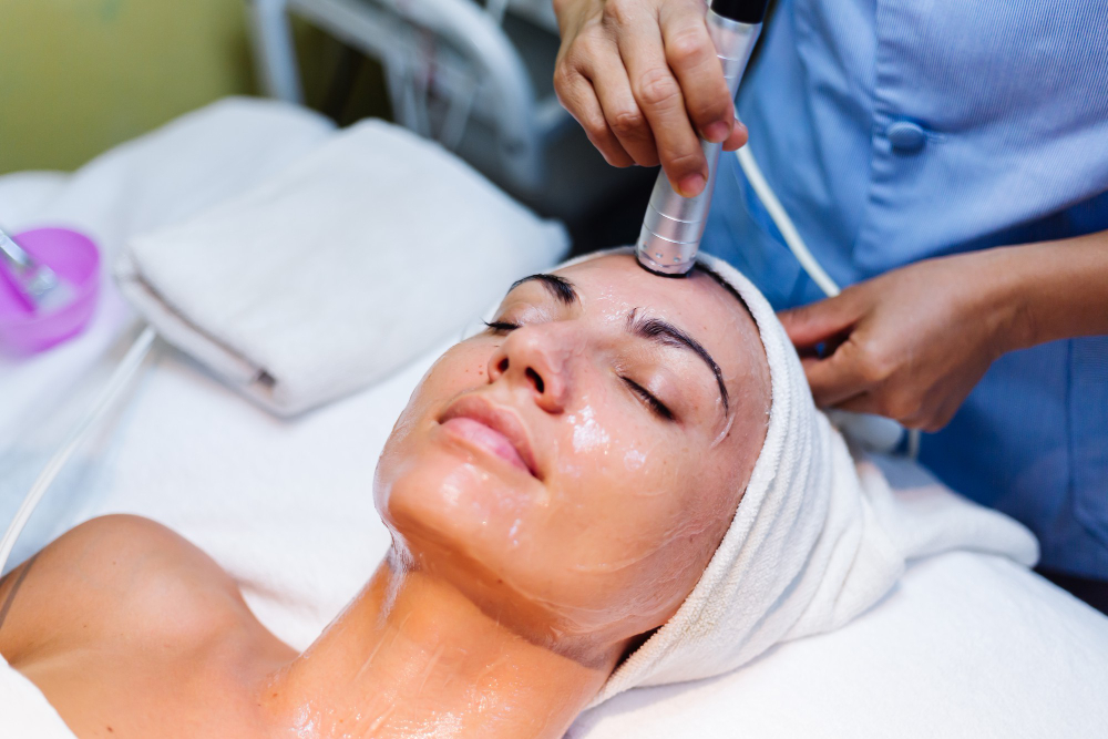 Hydra Facial